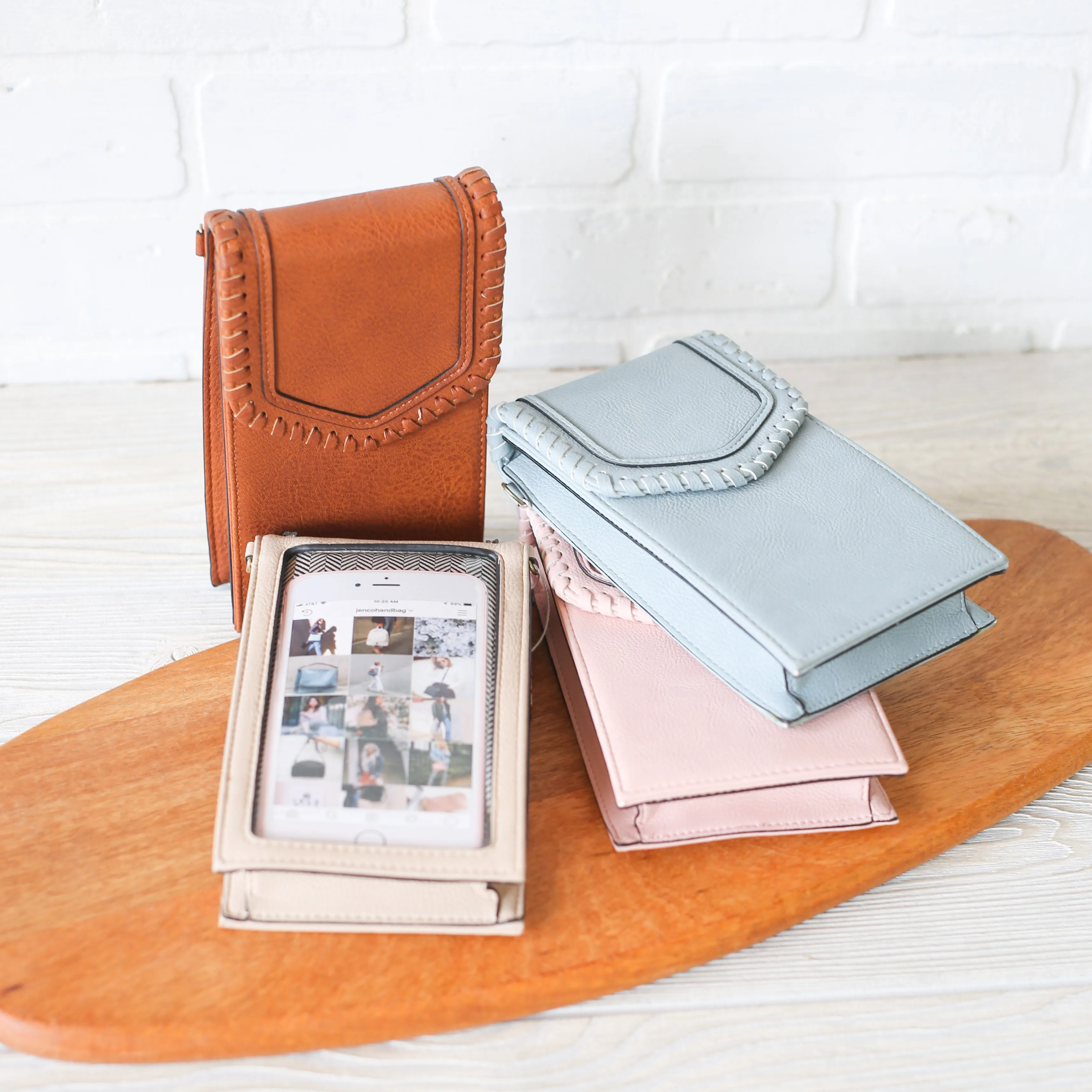 Carter Touch Screen Crossbody