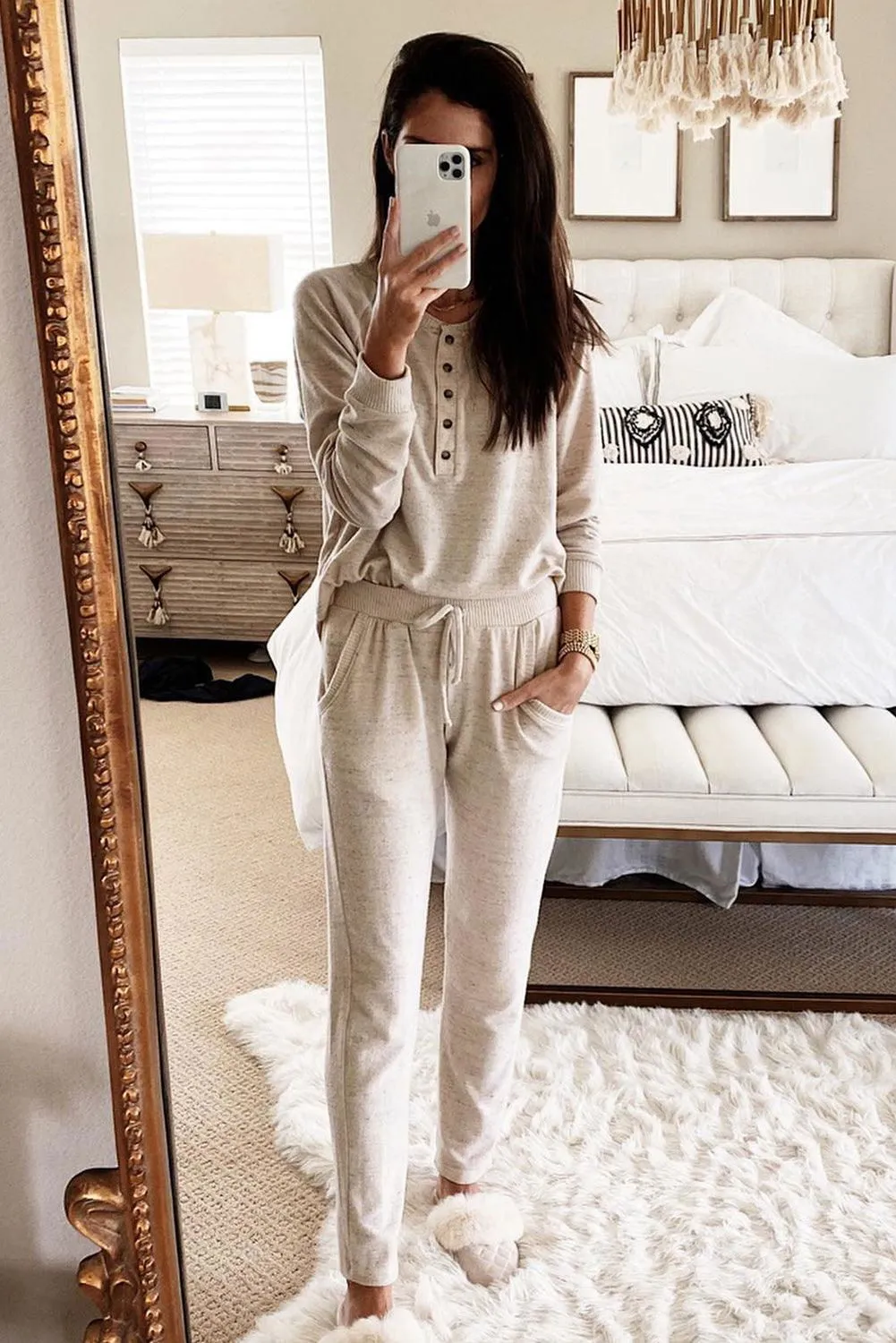 Comfy Lounge Set: Stylish & Comfortable for Any Occasion