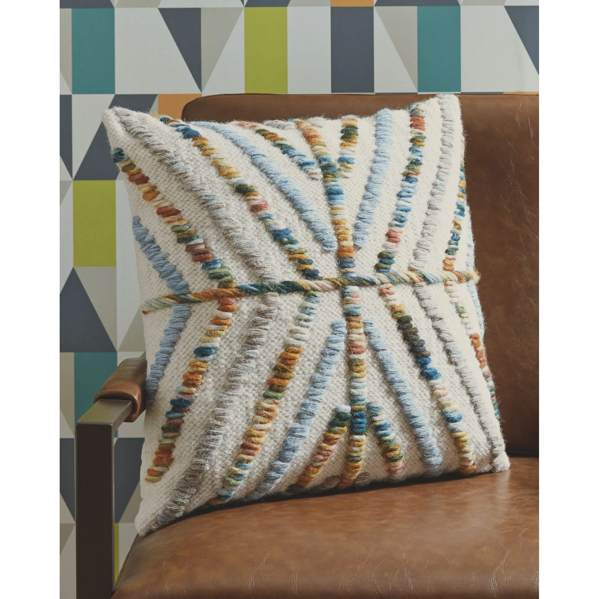 Dustee Pillow