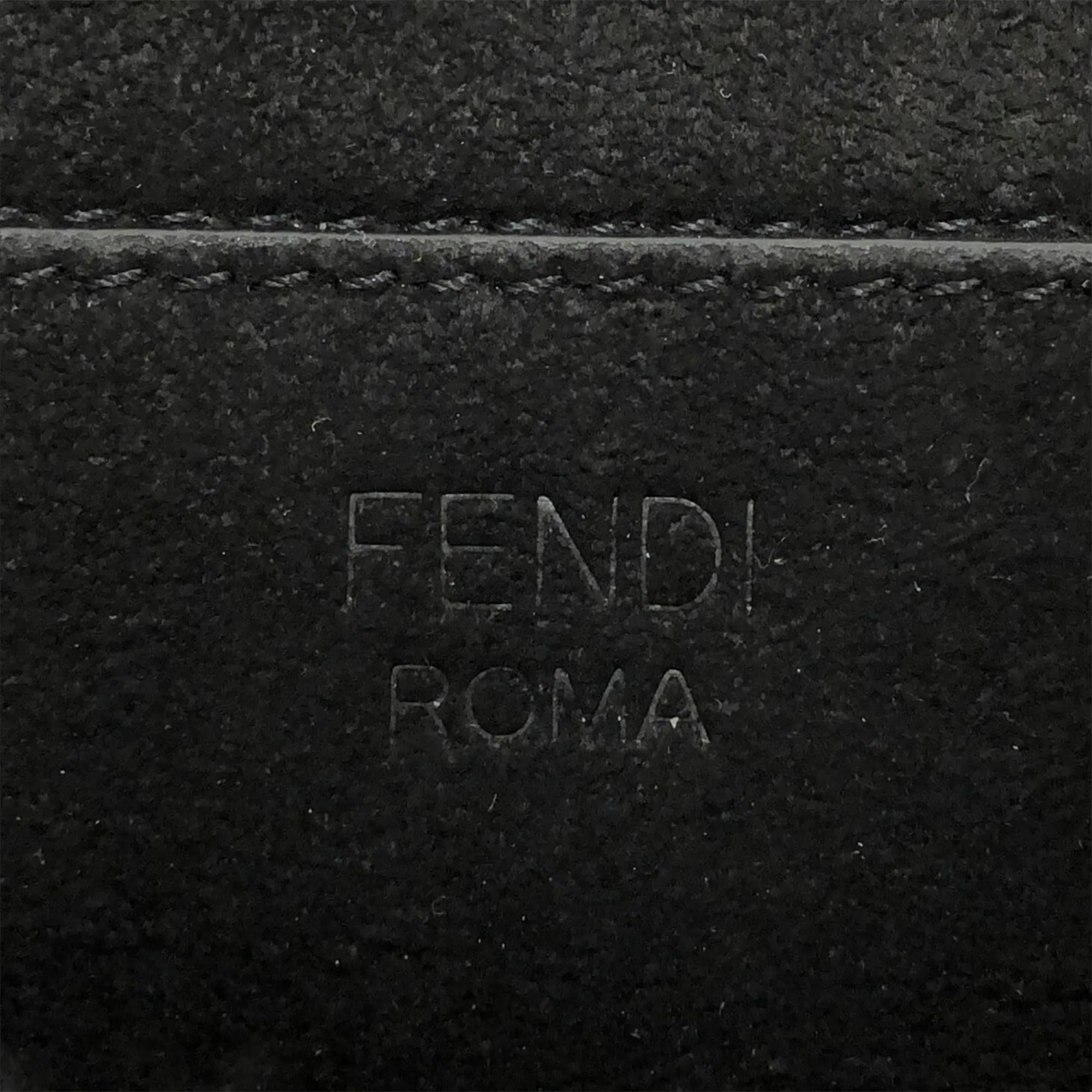 Fendi Midi Chain Baguette (SHG-UmYhIw)