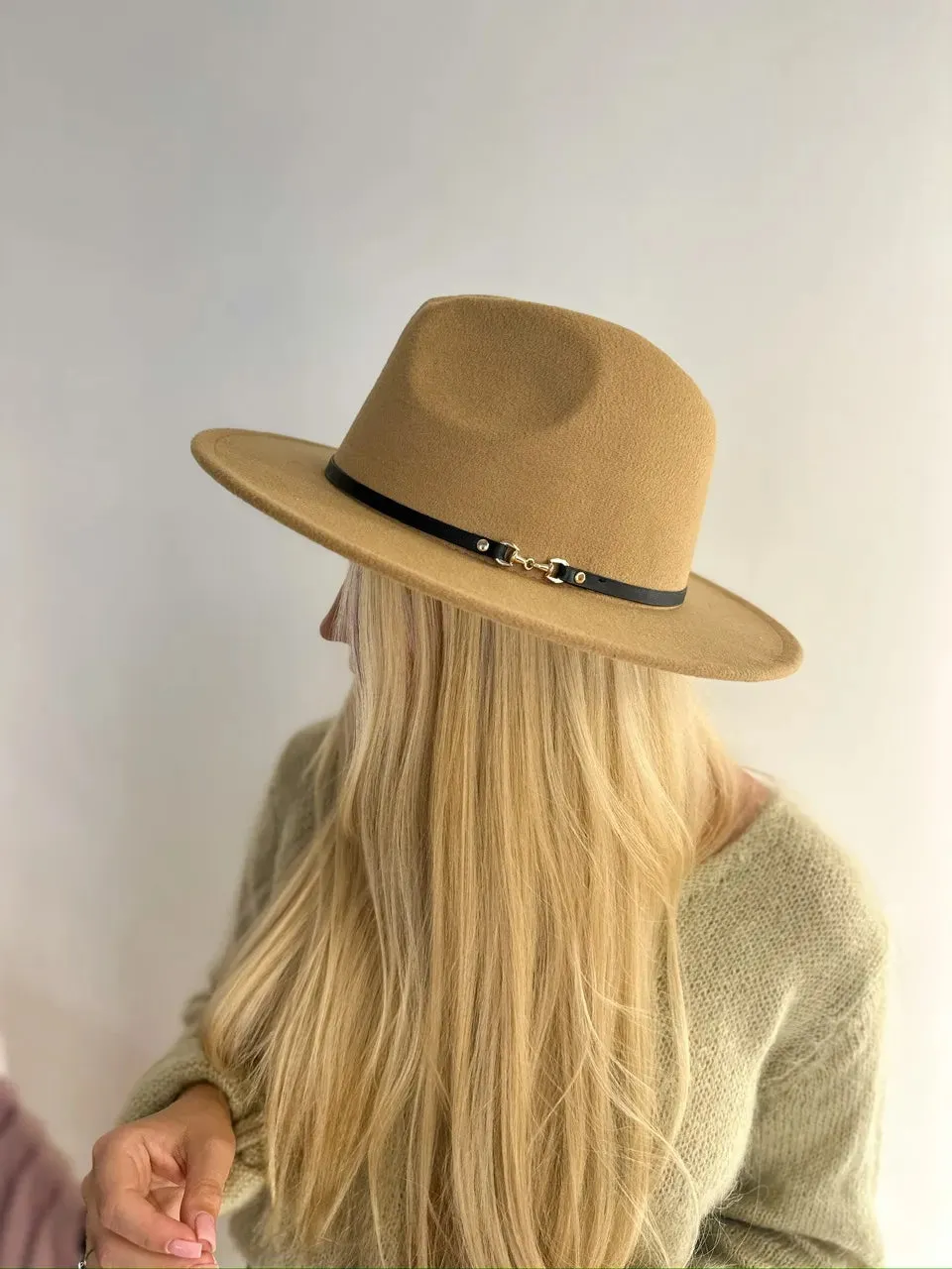 Hat "Buckle belt"