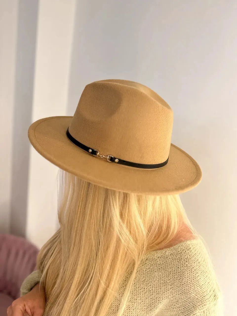 Hat "Buckle belt"