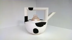 LE 11 CP Semi Functional Teapot