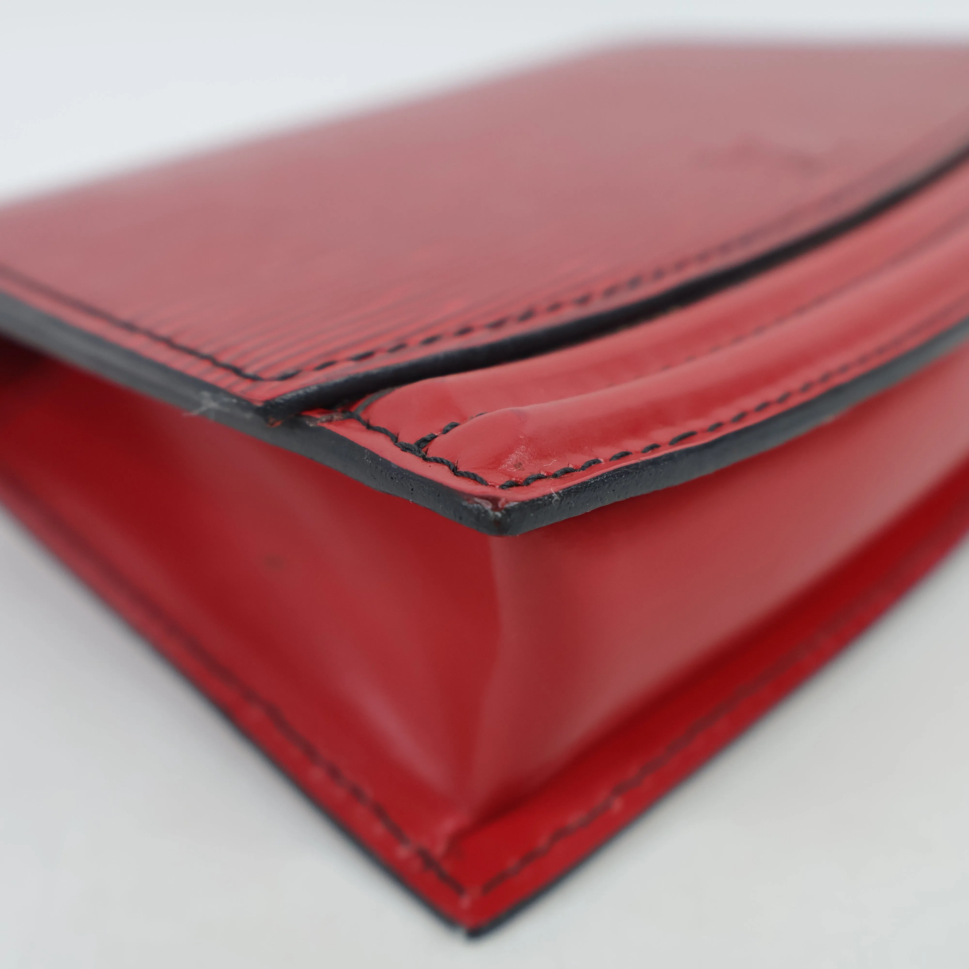 Louis Vuitton Epi Pochette Tilsit Waist Bag Red