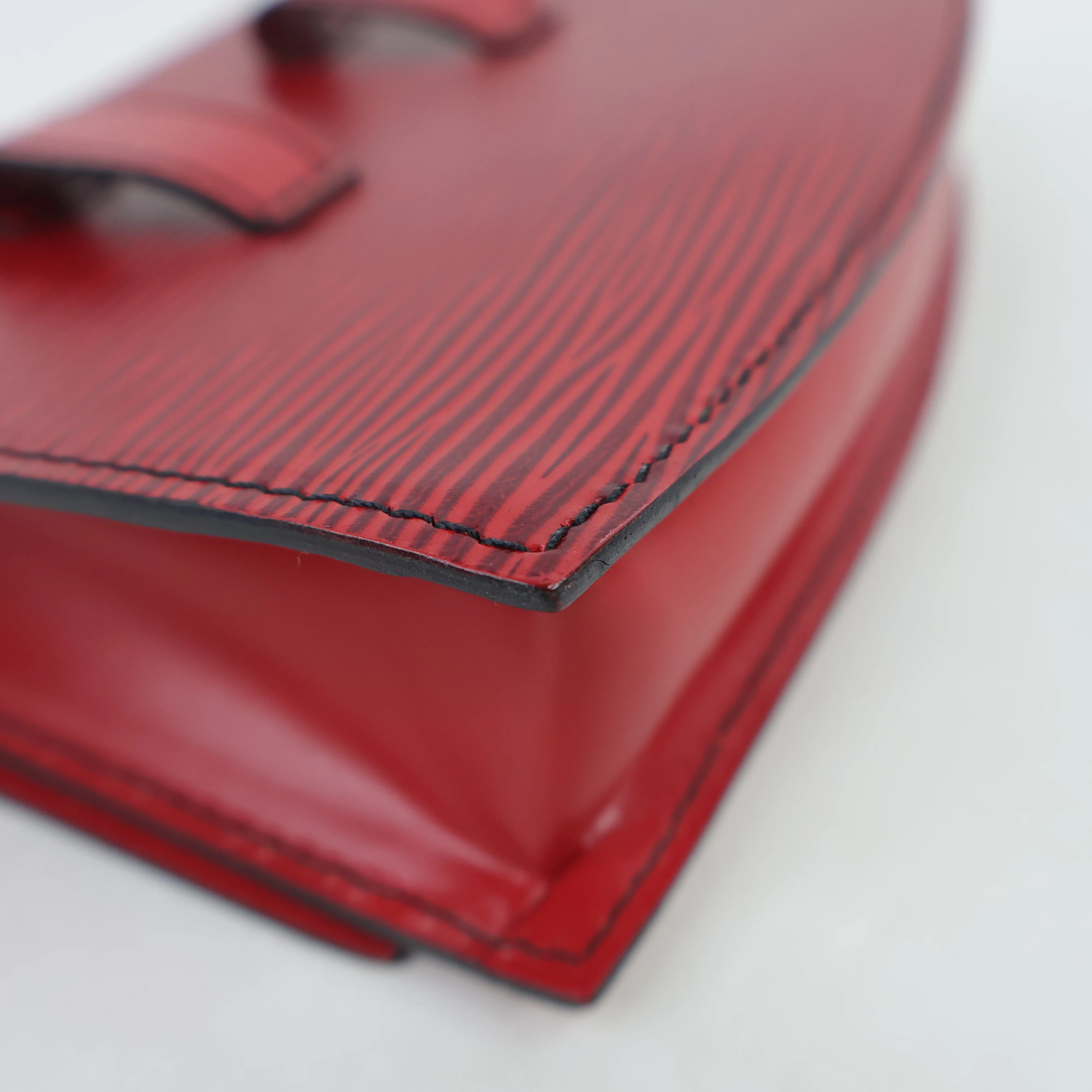 Louis Vuitton Epi Pochette Tilsit Waist Bag Red