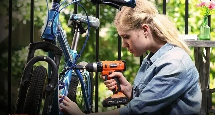 Multi-Functional Screwdriver Set Fb-13