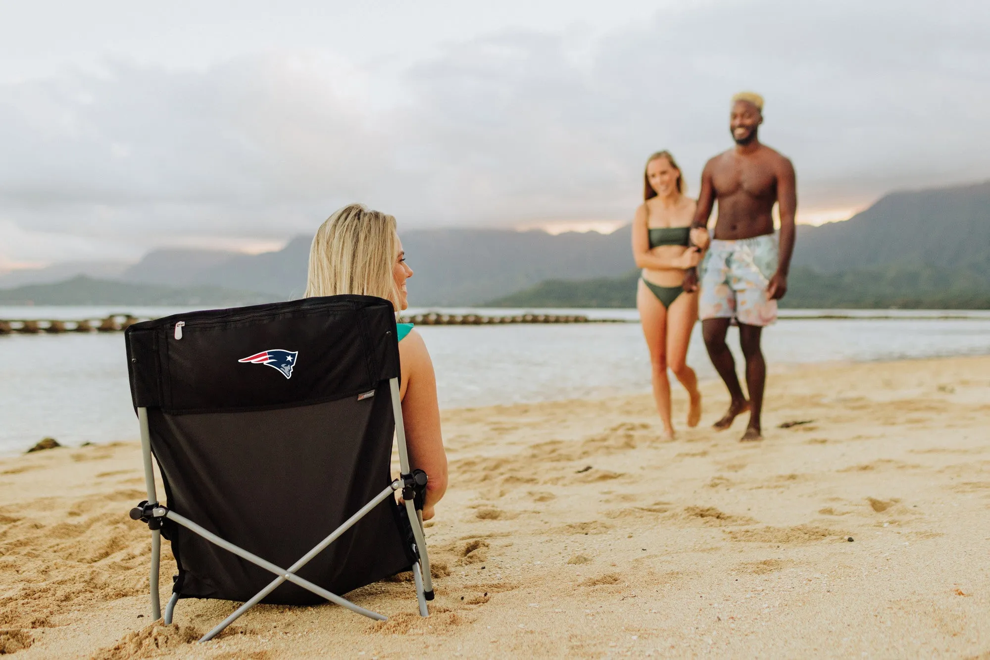 New England Patriots - Tranquility Beach Chair with Carry Bag